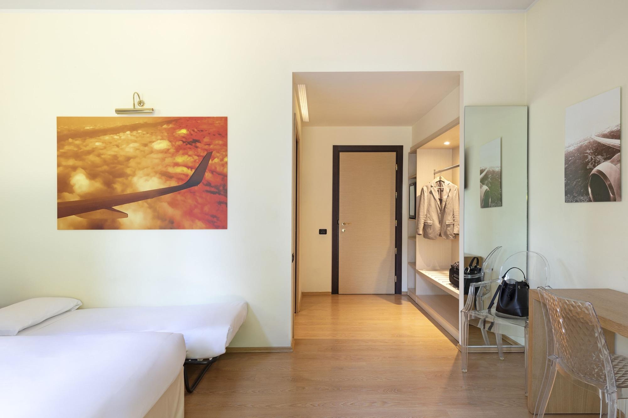 B&B Hotel Malpensa Lago Maggiore Vergiate Esterno foto