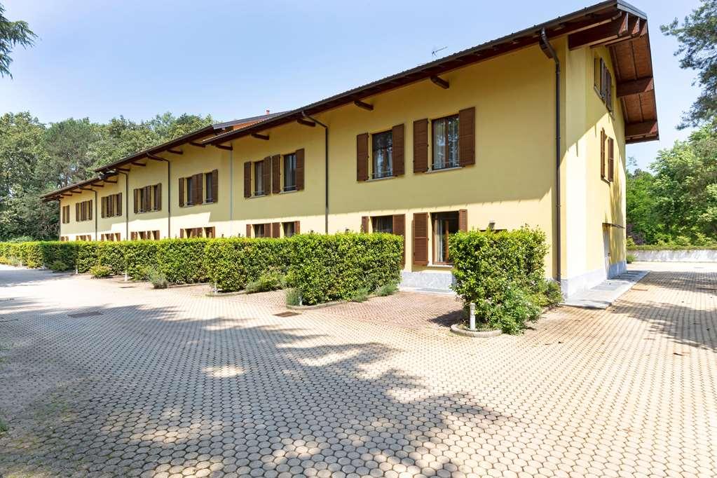 B&B Hotel Malpensa Lago Maggiore Vergiate Esterno foto
