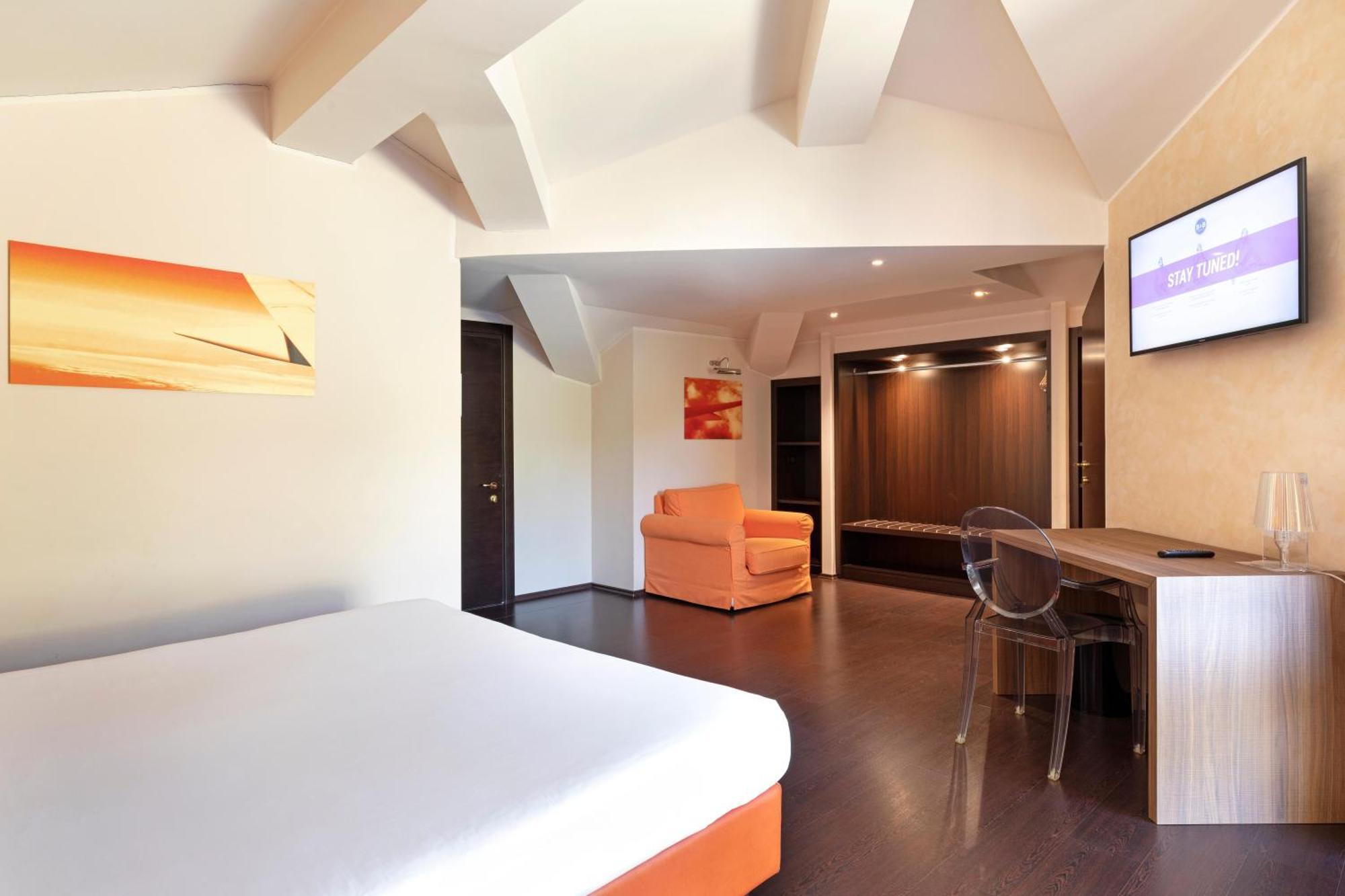 B&B Hotel Malpensa Lago Maggiore Vergiate Esterno foto