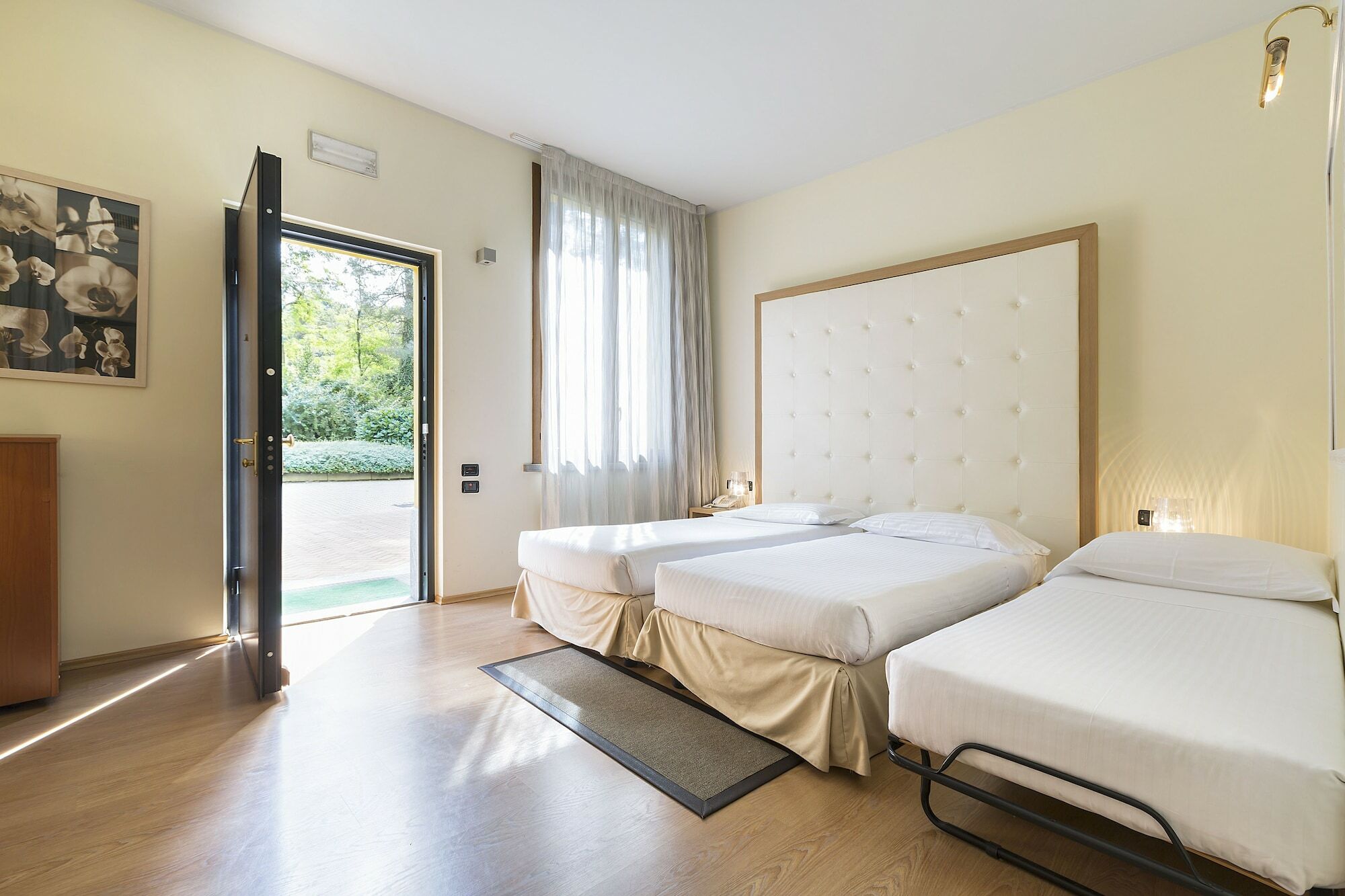 B&B Hotel Malpensa Lago Maggiore Vergiate Esterno foto