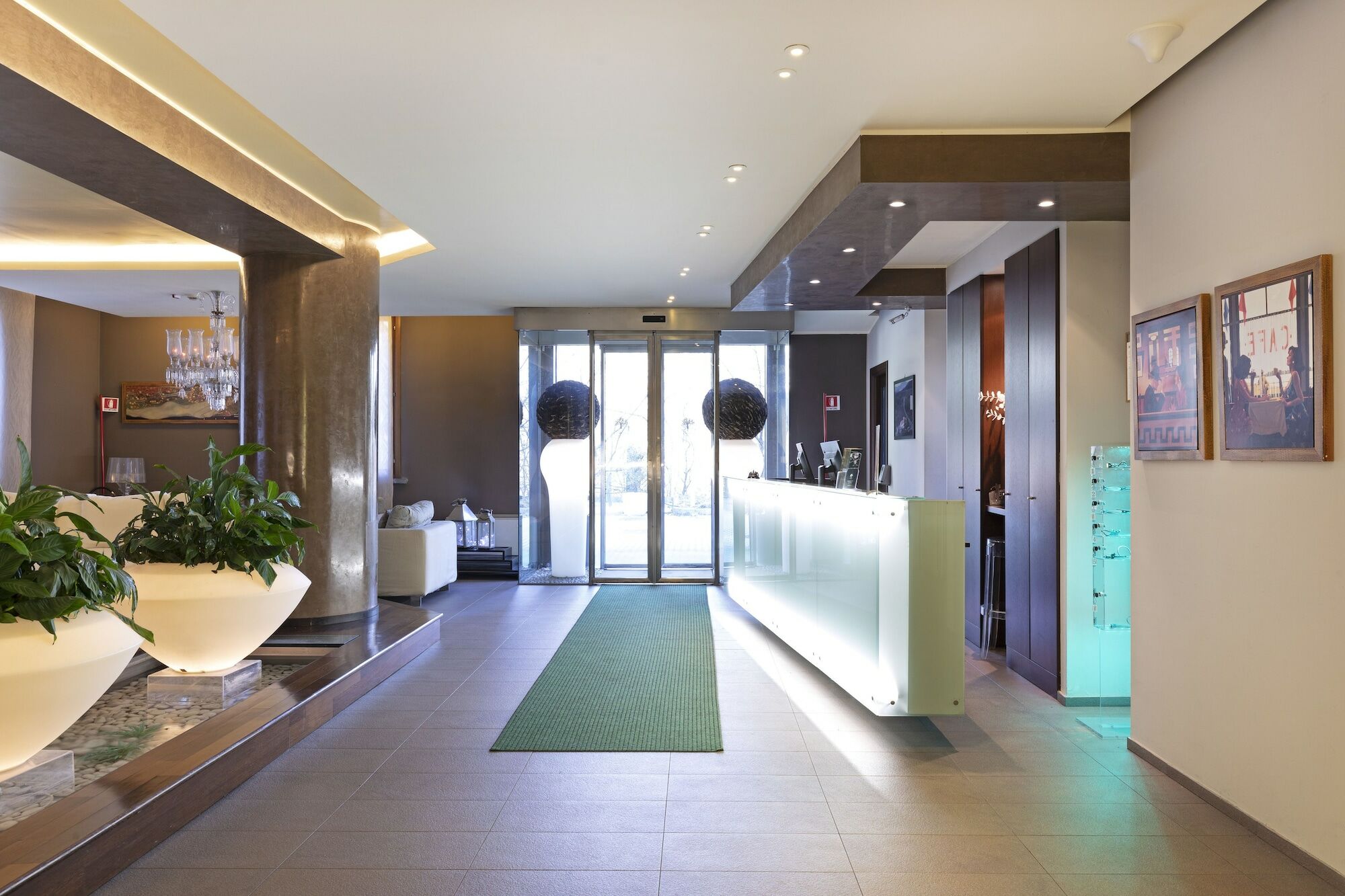B&B Hotel Malpensa Lago Maggiore Vergiate Esterno foto